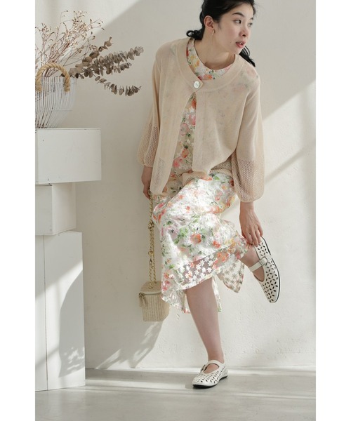 cawaii(カワイイ)の「歩きやすい柔らかソールのパンチングフラワーパンプス(パンプス・レディース・ホワイト・35/36/37/38/39/40)」の14枚目の写真