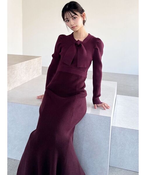 RESEXXY(リゼクシー)の「ボウタイマーメイドニットワンピース(ワンピース・レディース・チャコールグレー/アイボリー/レッド・FREE)」の17枚目の写真