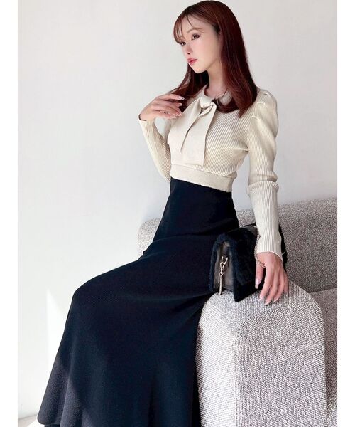 RESEXXY(リゼクシー)の「ボウタイマーメイドニットワンピース(ワンピース・レディース・チャコールグレー/アイボリー/レッド・FREE)」の15枚目の写真