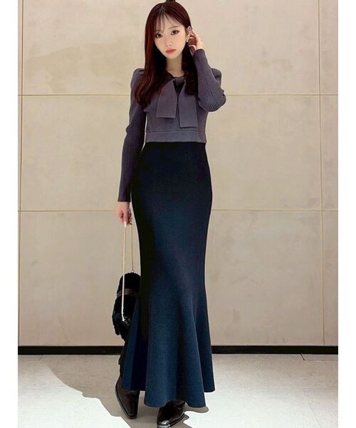 RESEXXY(リゼクシー)の「ボウタイマーメイドニットワンピース(ワンピース・レディース・チャコールグレー/アイボリー/レッド・FREE)」の6枚目の写真