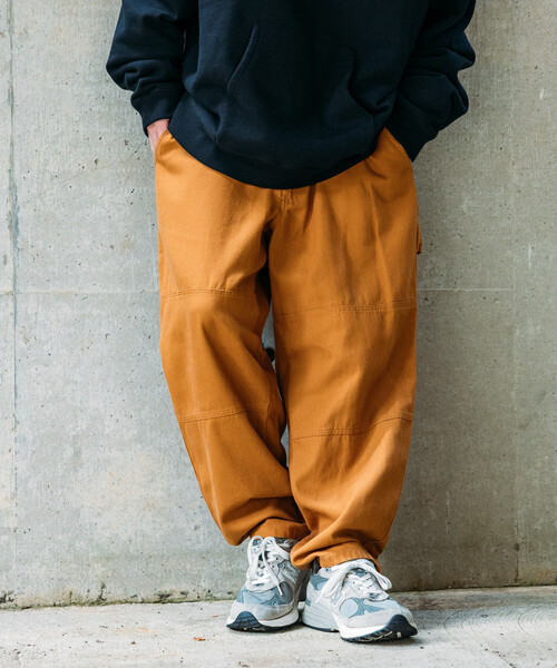 FREAK'S STORE（フリークスストア）の「限定展開 ワイドシルエット ダック ダブルニー クライミングパンツ（その他パンツ・メンズ・チャコールグレー/ベージュ/ブラウン/ブラック・MEDIUM/LARGE/SMALL）」の4枚目の写真