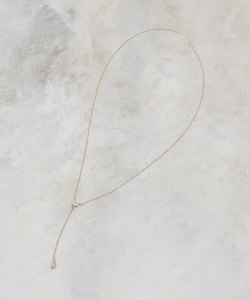 OPAQUE.CLIP（オペークドットクリップ）の「しずくメタルY字スライドチェーンネックレス（ネックレス・レディース・シルバー/ゴールド・00）」の6枚目の写真