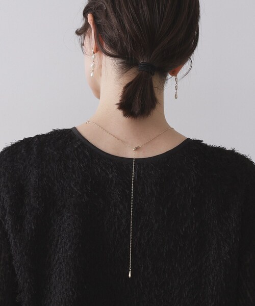 OPAQUE.CLIP（オペークドットクリップ）の「しずくメタルY字スライドチェーンネックレス（ネックレス・レディース・シルバー/ゴールド・00）」の3枚目の写真