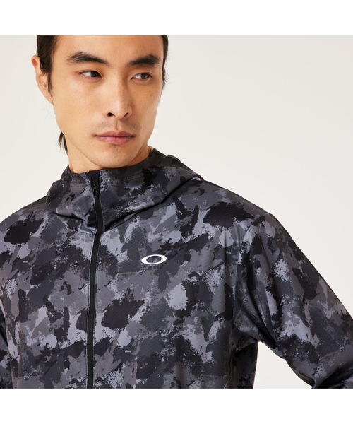 OAKLEY(オークリー)の「オークリー ENHANCE KNIT HOODY JACKET 15.0/フーディー付きジャケット/吸汗速乾/軽量/OAKLEY(その他アウター・メンズ・ブラック×グレー/ホワイト×グレー・M/L/XL/S)」の2枚目の写真
