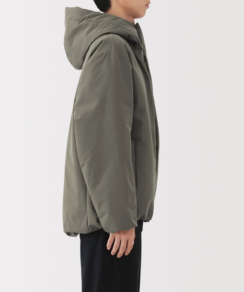 無印良品（ムジルシリョウヒン）の「紳士　防風撥水中わたフードジャケット（その他アウター・メンズ・ブラック/ライトグレー系/ダークネイビー/ダークブラウン系・S/M/L/XL）」の18枚目の写真