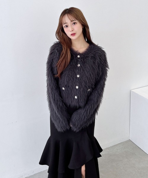 セール】【INGNI SOELA】ショート丈金ボタンシャギーニット