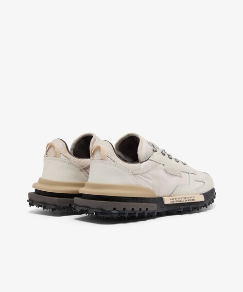 LACOSTE(ラコステ)の「レディース ELITE ACTIVE 225 4 SFA(スニーカー・レディース・オフホワイト・22.5cm/23.0cm/23.5cm/24.5cm/24.0cm/25.5cm)」の4枚目の写真