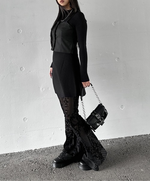 LVEU.（ラブユ.）の「【LVEU.】バックルデザインハンドバッグ / 鞄 バッグ BAG ハンドバッグ ミニ バックル チェーン スクエア 合成皮革 合皮 ブラック（ハンドバッグ・レディース・ブラック・FREE）」の11枚目の写真