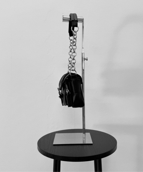 LVEU.（ラブユ.）の「【LVEU.】バックルデザインハンドバッグ / 鞄 バッグ BAG ハンドバッグ ミニ バックル チェーン スクエア 合成皮革 合皮 ブラック（ハンドバッグ・レディース・ブラック・FREE）」の18枚目の写真