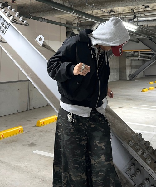 MandO（Auntie Rosa）（エムオー）の「2WAYリバーシブルナイロンボアブルゾン（ブルゾン・メンズ・グレイッシュベージュ/ブラック・LARGE/MEDIUM）」の18枚目の写真