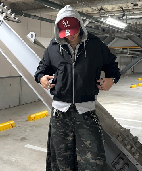MandO（Auntie Rosa）（エムオー）の「2WAYリバーシブルナイロンボアブルゾン（ブルゾン・メンズ・グレイッシュベージュ/ブラック・LARGE/MEDIUM）」の19枚目の写真