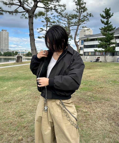 MandO（Auntie Rosa）（エムオー）の「2WAYリバーシブルナイロンボアブルゾン（ブルゾン・メンズ・グレイッシュベージュ/ブラック・LARGE/MEDIUM）」の21枚目の写真