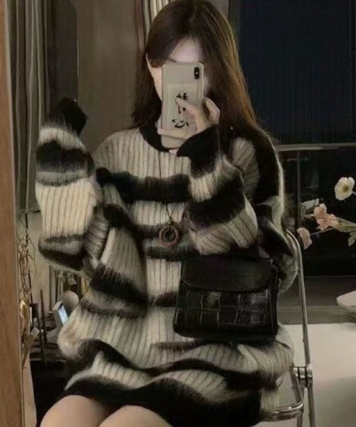 NOWLE（ノウル）の「【NOWLE】グランジ シャギー ブラシストロークボーダー プルオーバー ニット（ニット/セーター・メンズ・ブラック・MEDIUM/LARGE/X-LARGE）」の19枚目の写真