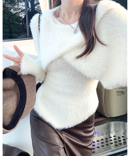 CHEER(チアー)の「カシュクールシャギーニット×キャミSET(ニット/セーター・レディース・オフホワイト/グレー・M)」の9枚目の写真