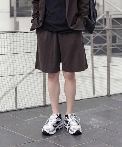 ATTACHMENT(アタッチメント)の「コットン ダブルフェイス イージーショーツ / COTTON DOUBLE FACE EASY SHORTS(その他パンツ・メンズ・ブラック/ダークグレー・3/2/1/4)」の1枚目の写真