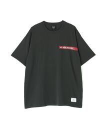 Alpha Industries（アルファインダストリーズ）の「Alpha Industries アルファインダストリーズ ALPHA RED RIBBON T-SHIRT アルファ レッド リボン Tシャツ（Tシャツ/カットソー）」
