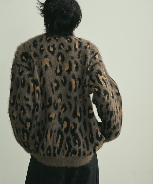 BLANK HOTEL（ブランクホテル）の「Fuzzy Leopard Crewneck Knit Cardigan / シャギーレオパードクルーネックニットカーディガン（カーディガン/ボレロ・メンズ・ブラウン/グレー・L/M）」の10枚目の写真