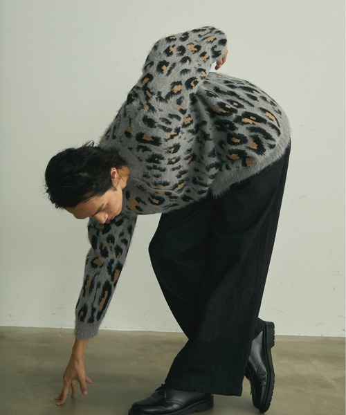 BLANK HOTEL（ブランクホテル）の「Fuzzy Leopard Crewneck Knit Cardigan / シャギーレオパードクルーネックニットカーディガン（カーディガン/ボレロ・メンズ・ブラウン/グレー・L/M）」の4枚目の写真
