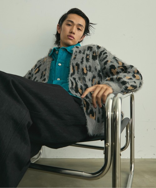 BLANK HOTEL（ブランクホテル）の「Fuzzy Leopard Crewneck Knit Cardigan / シャギーレオパードクルーネックニットカーディガン（カーディガン/ボレロ・メンズ・ブラウン/グレー・L/M）」の9枚目の写真