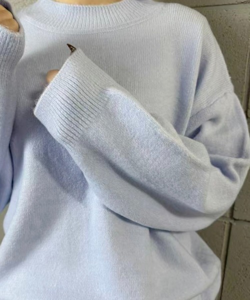 Beststore(ベストストア)の「ミックスカラーオーバーニット ユニセックス カラーニット(ニット/セーター・レディース・ブラック/ライトベージュ/ライトブルー/ライトピンク/ブルー系その他/パープル/ホワイト/ベージュ系その他/キャメル/レッド/イエロー・FREE)」の6枚目の写真