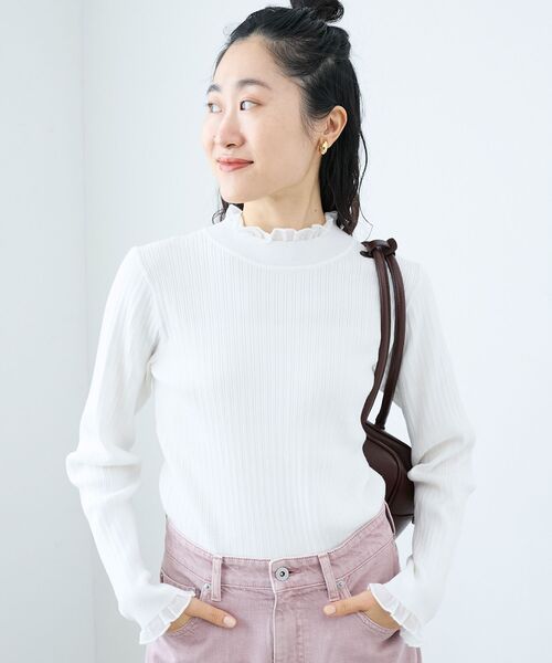 le.coeur blanc（ルクールブラン）の「シアーフリルリブニット（ニット/セーター・レディース・ブラウン/グレー/ブラック/アイボリー・38）」の2枚目の写真