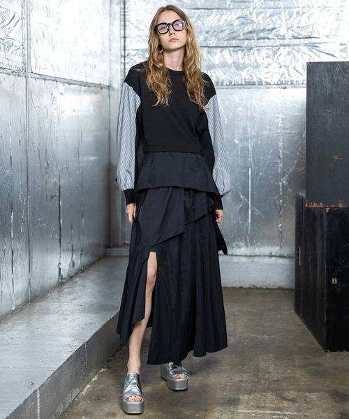 AULA AILA(アウラアイラ)の「ストライプスリーブプルオーバー(Tシャツ/カットソー・レディース・オフホワイト/ブラック/ネイビー・0)」の6枚目の写真