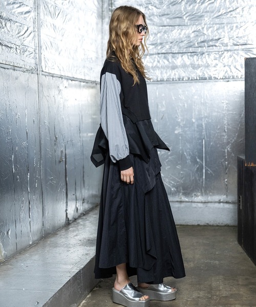 AULA AILA(アウラアイラ)の「ストライプスリーブプルオーバー(Tシャツ/カットソー・レディース・オフホワイト/ブラック/ネイビー・0)」の7枚目の写真