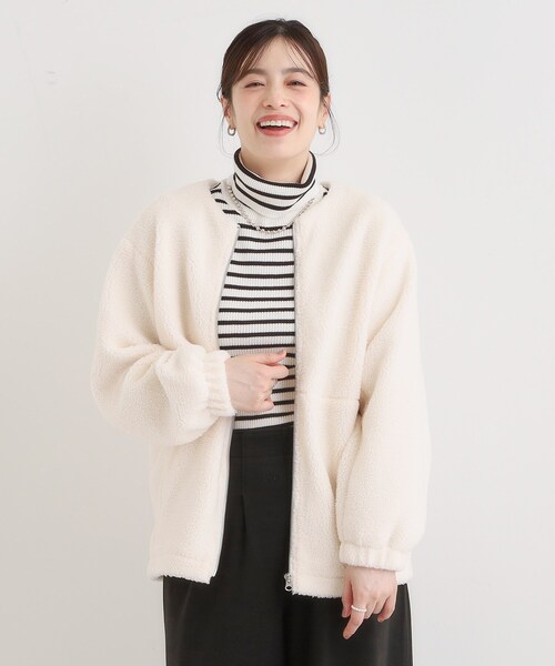 SHOO・LA・RUE（シューラルー）の「【洗濯機可】即サマになる ノーカラー ボアブルゾン（ブルゾン・レディース・ブラック/ホワイト/ライトグレー/ブラウン系・04/03/02/01）」の9枚目の写真