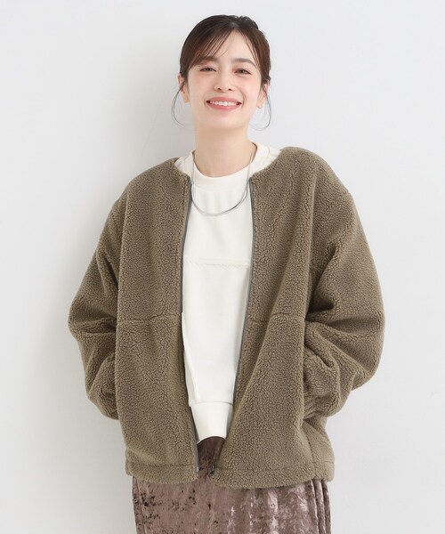 SHOO・LA・RUE（シューラルー）の「【洗濯機可】即サマになる ノーカラー ボアブルゾン（ブルゾン・レディース・ブラック/ホワイト/ライトグレー/ブラウン系・04/03/02/01）」の13枚目の写真