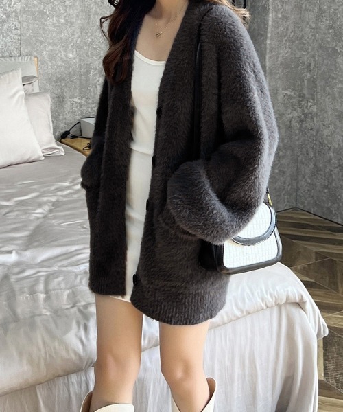 Miniministore（ミニミニストア）の「シャギーニットカーディガンVネック秋冬服（カーディガン/ボレロ・レディース・ブラック/ライトブルー/アイボリー/ダークグレー/ピンク・FREE）」の8枚目の写真