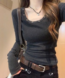 DEVICE（デバイス）の「スタッズ クルーネック カットソー（Tシャツ/カットソー）」