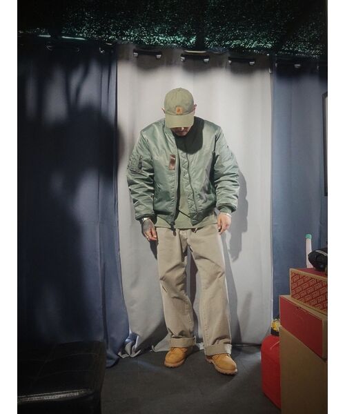 OUTSTANDING(アウトスタンディング)の「VINTAGE WASHING LONG SLEEVE TEE_VINTAGE OLIVE(Tシャツ/カットソー・レディース・その他・SMALL/MEDIUM/LARGE)」の8枚目の写真
