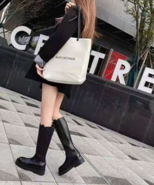 A.I(エーアイ)の「サイドゴア 脚長 厚底ロングブーツ バックファスナー(ブーツ・レディース・ブラック・23/22.5)」の15枚目の写真
