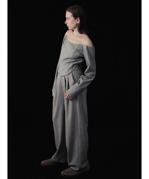 ELCHELE(エルチェレ)の「HIGH WAIST WIDE PANTS(スラックス・レディース・アイボリー/グレー・36/38)」の10枚目の写真
