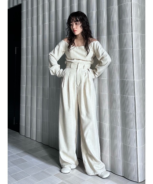 ELCHELE(エルチェレ)の「HIGH WAIST WIDE PANTS(スラックス・レディース・アイボリー/グレー・36/38)」の6枚目の写真