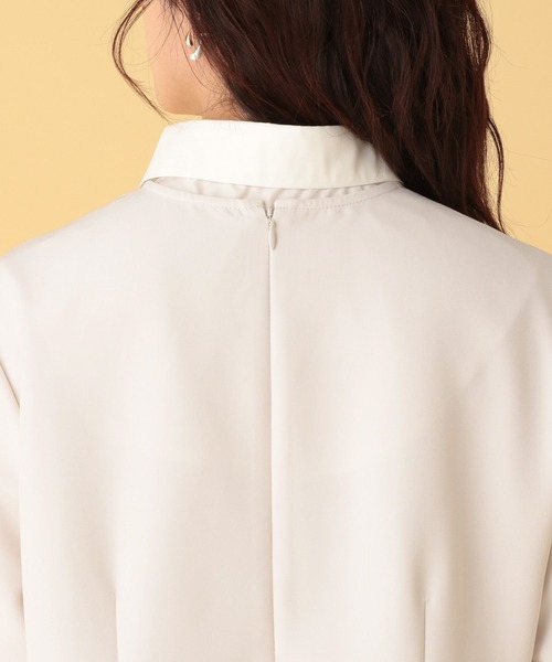Elura（エルーラ）の「≪入卒/セレモニー/通勤≫ダブルクロス襟付きプルオーバー/603854（シャツ/ブラウス・レディース・ブラック/アイボリー/ネイビー・FREE）」の19枚目の写真