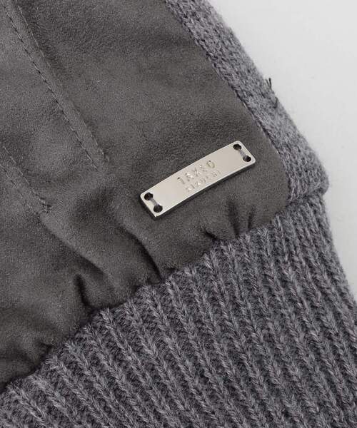 TAKEO KIKUCHI（タケオキクチ）の「スエード調ニットコンビ ウォッシャブルグローブ（手袋・メンズ・ブラック/ダークブラウン/ベージュ/ネイビー/ダークグレー・00）」の10枚目の写真
