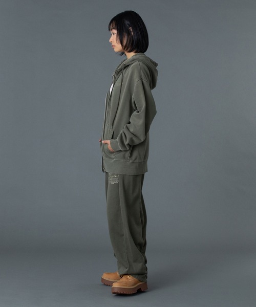 PIGMENT DYED FACE AND LOGO SQUARE PATCH SWEATPANTS（スウェット