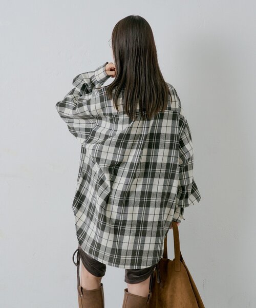 WHIMSIC（ウィムジック）の「【UNISEX】アシッドウォッシュフランネルチェックシャツ（シャツ/ブラウス・レディース・ブラック/グリーン/レッド/ブラウン・FREE）」の7枚目の写真