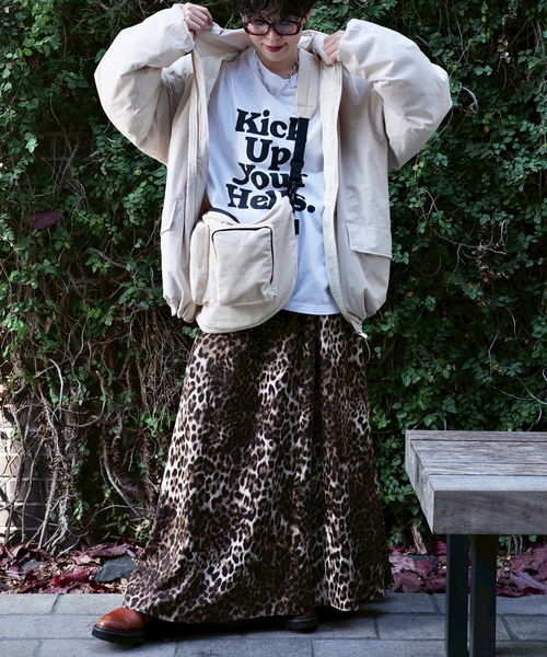 JOURNAL STANDARD LUXE（ジャーナルスタンダード　ラックス）の「プリントロンT(Kick Up)（Tシャツ/カットソー・レディース・ホワイト・FREE）」の2枚目の写真