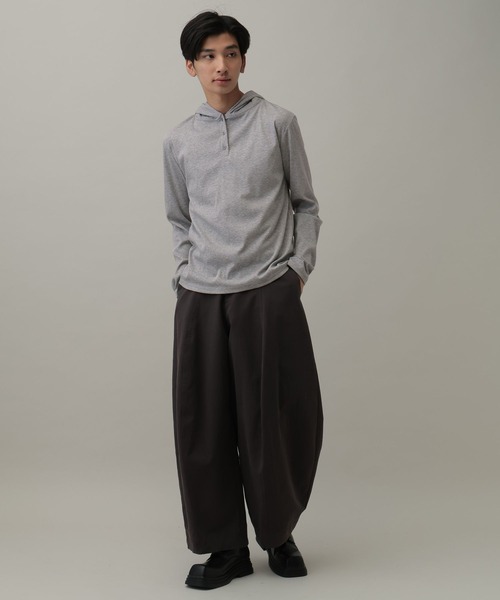 LAND MUSEUM(ランドミュージアム)の「LAND MUSEUM/ボタンフード(Tシャツ/カットソー・メンズ・ブラック/グレー・FREE)」の17枚目の写真