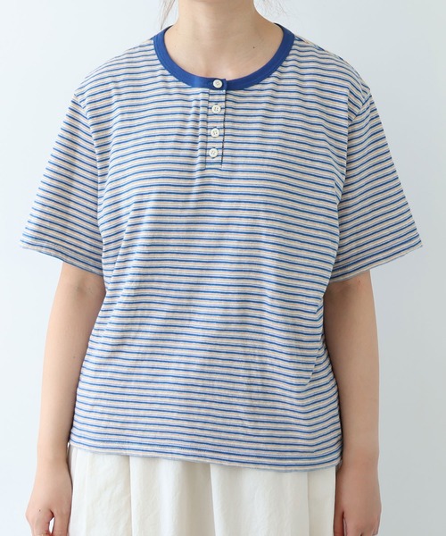 bulle de savon(ビュルデサボン)の「マルチボーダー ヘンリーネックTシャツ(Tシャツ/カットソー・レディース・ブルー/レッド・FREE)」の9枚目の写真