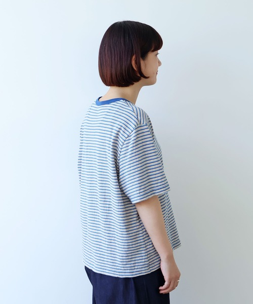 bulle de savon(ビュルデサボン)の「マルチボーダー ヘンリーネックTシャツ(Tシャツ/カットソー・レディース・ブルー/レッド・FREE)」の4枚目の写真