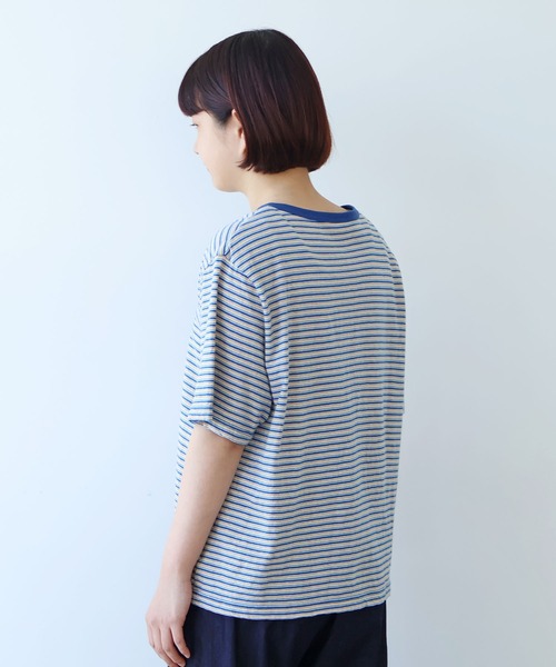bulle de savon(ビュルデサボン)の「マルチボーダー ヘンリーネックTシャツ(Tシャツ/カットソー・レディース・ブルー/レッド・FREE)」の5枚目の写真