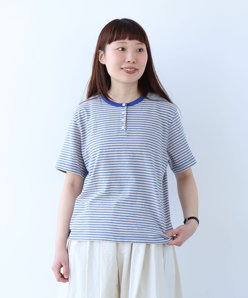 bulle de savon(ビュルデサボン)の「マルチボーダー ヘンリーネックTシャツ(Tシャツ/カットソー・レディース・ブルー/レッド・FREE)」の18枚目の写真