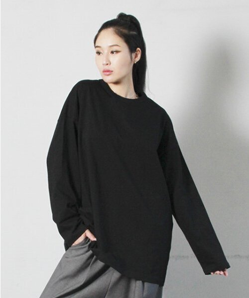 DEMARC(ドゥマーク)の「ソリッドベーシックオーバーサイズロングスリーブブラック(Tシャツ/カットソー・レディース・その他・LARGE/MEDIUM)」の3枚目の写真