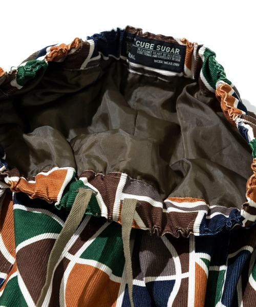 CUBE SUGAR（キューブシュガー）の「CUBE SUGAR/キューブシュガー　シャツコール 総柄プリント 切替 サイドタックギャザースカート（スカート・レディース・カーキ/ベージュ・FREE）」の4枚目の写真