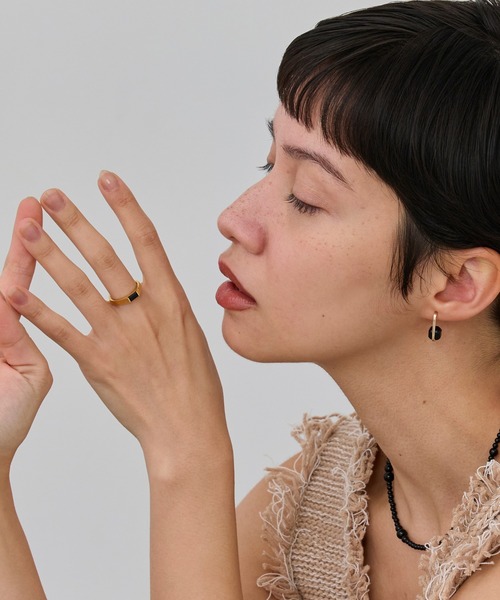 JUPITER(ジュピター)の「【SV】バケットカットオニキスミニマルリング/天然石/ニッケルフリー/金属アレルギー対応(リング・レディース・シルバー/ゴールド・#11)」の6枚目の写真