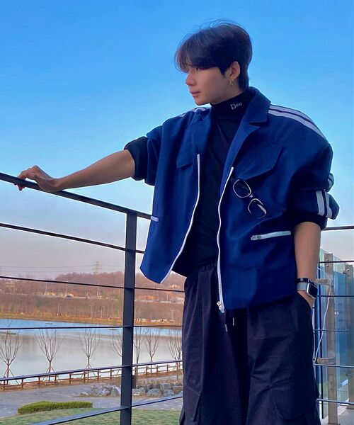 COME（シーオーエムイー）の「[UNISEX] Satin-Trimmed Padded Racing Jacket (Navy)（デニムジャケット・メンズ・その他・1(M)/2(L)）」の10枚目の写真