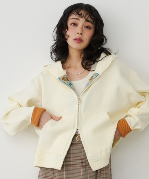 Unitage（ユニテージ）の「チロルテープニットパーカー（パーカー・レディース・チャコールグレー/グレー/ピンク/アイボリー・FREE）」の7枚目の写真